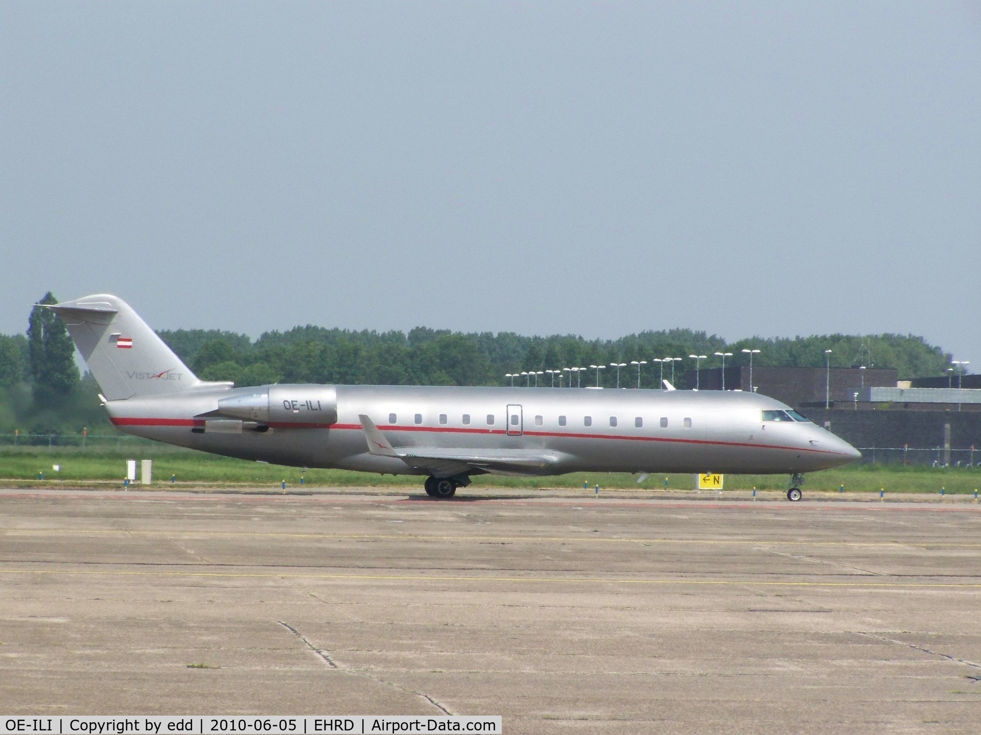 OE-ILI, 2005 Bombardier Challenger 850 (CL-600-2B19) C/N 8048, just landed with BON JOVI for a concert in the hague