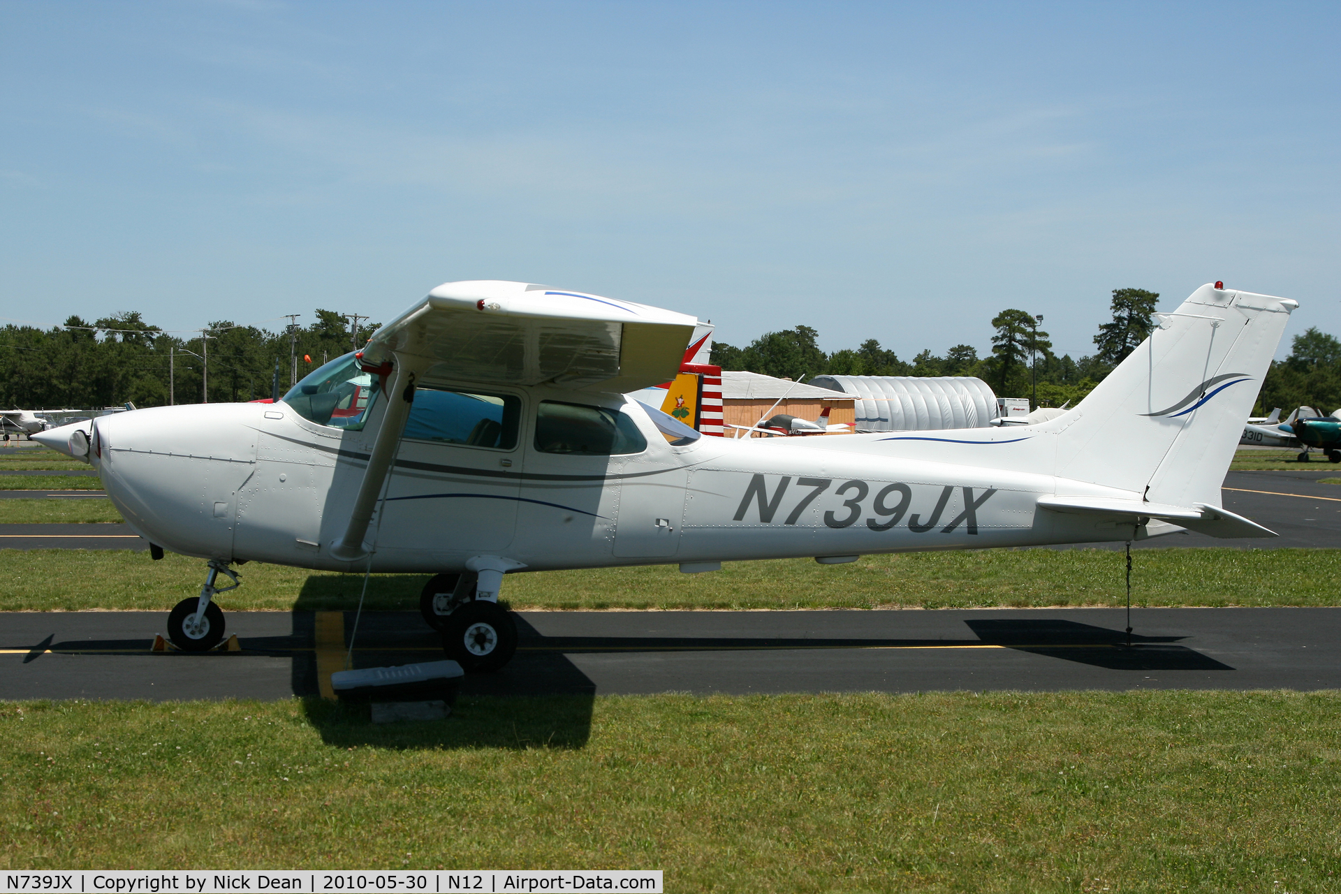 N739JX, 1978 Cessna 172N C/N 17270590, N12