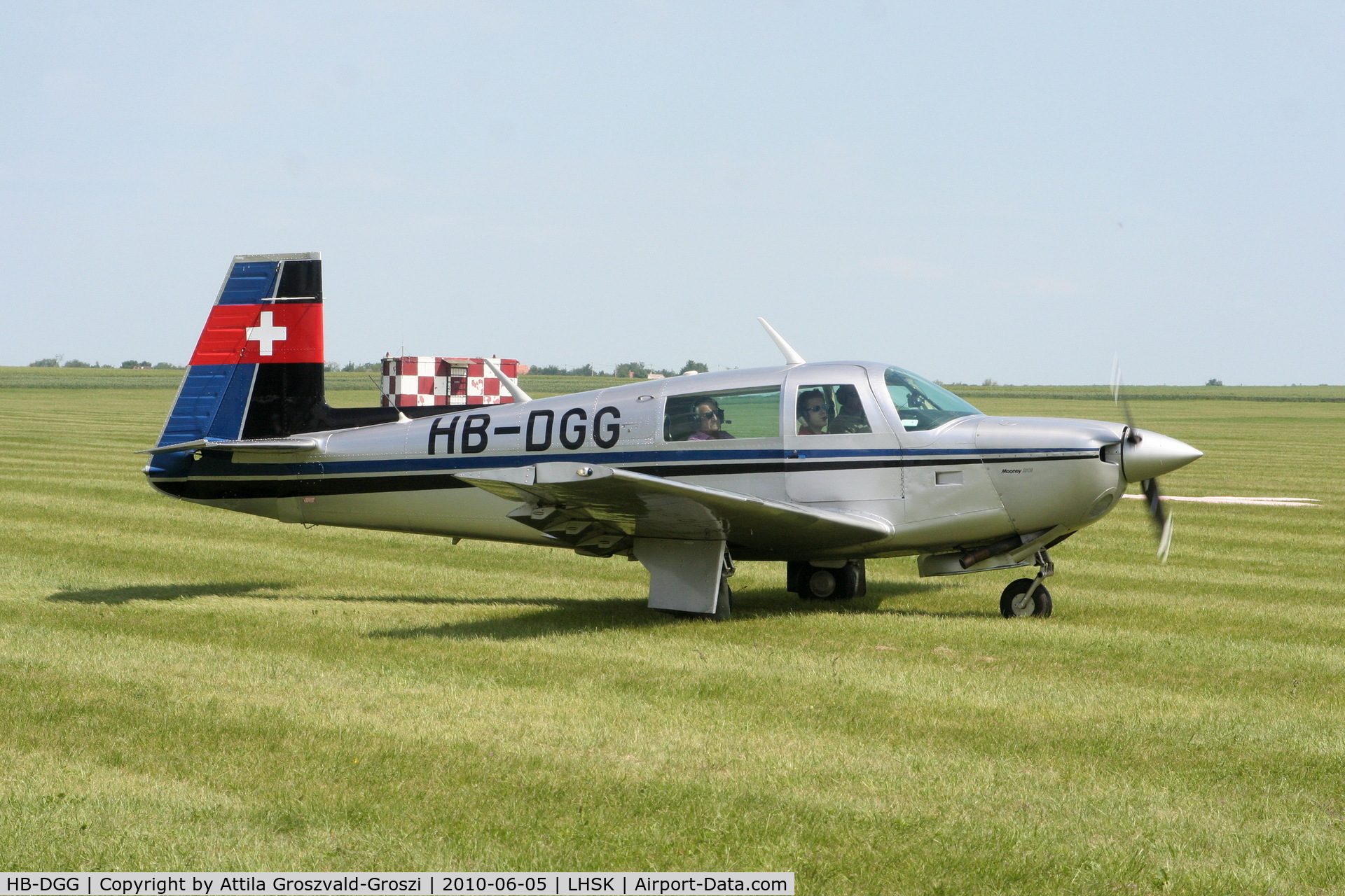 HB-DGG, 1979 Mooney M20J 201 201 C/N 24-0804, Siófok-Kiliti Airport, Hungary.