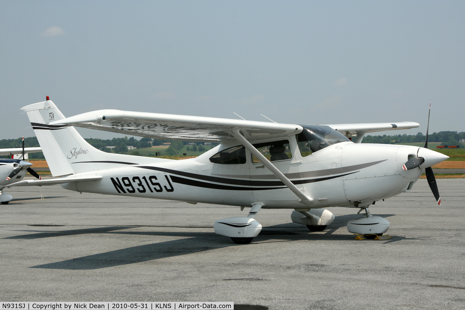 N931SJ, 2001 Cessna 182S Skylane C/N 18280931, KLNS