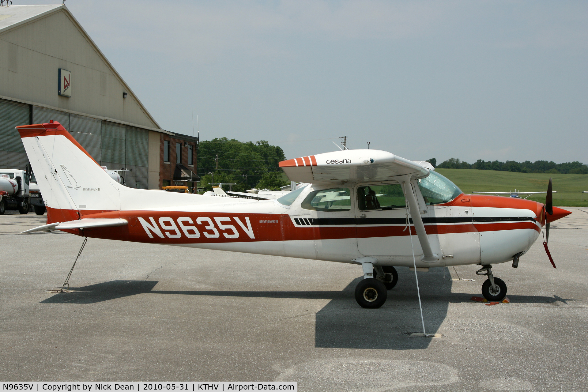 N9635V, 1974 Cessna 172M C/N 17264415, KTHV
