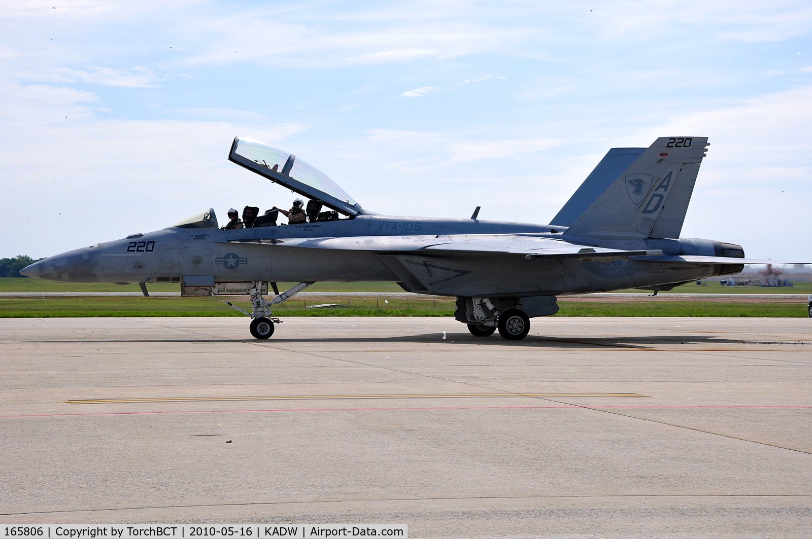 165806, Boeing F/A-18F Super Hornet C/N 1543/F032, VFA-106 