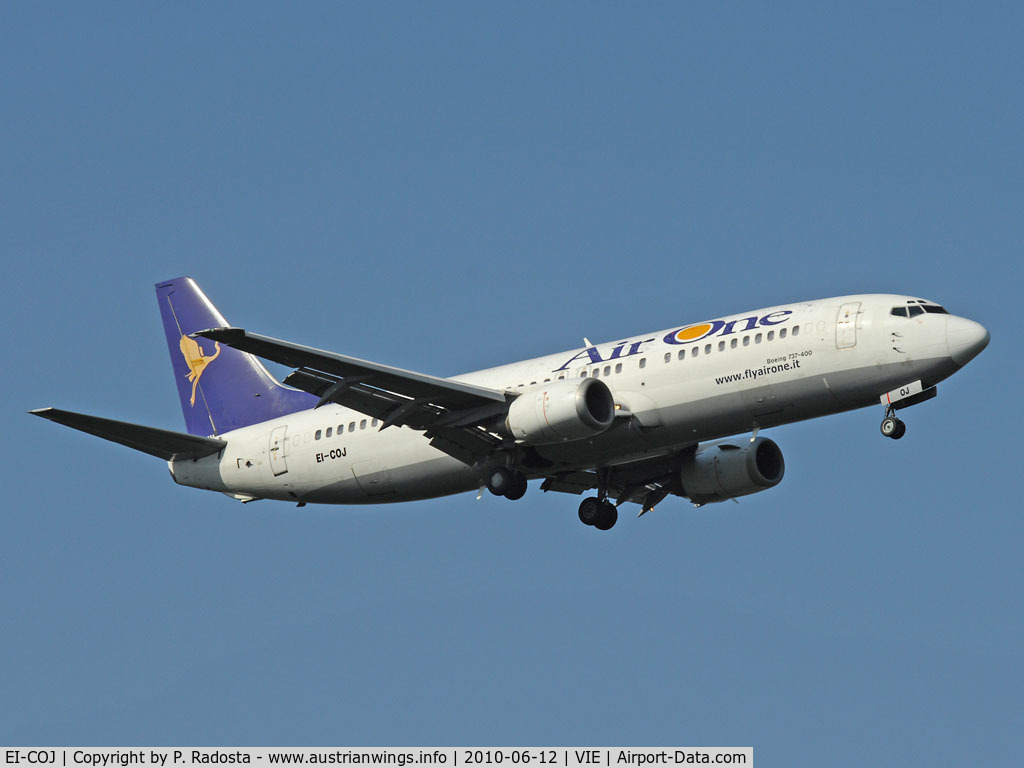 EI-COJ, 1992 Boeing 737-430 C/N 27005, Arriving instead of CRJ