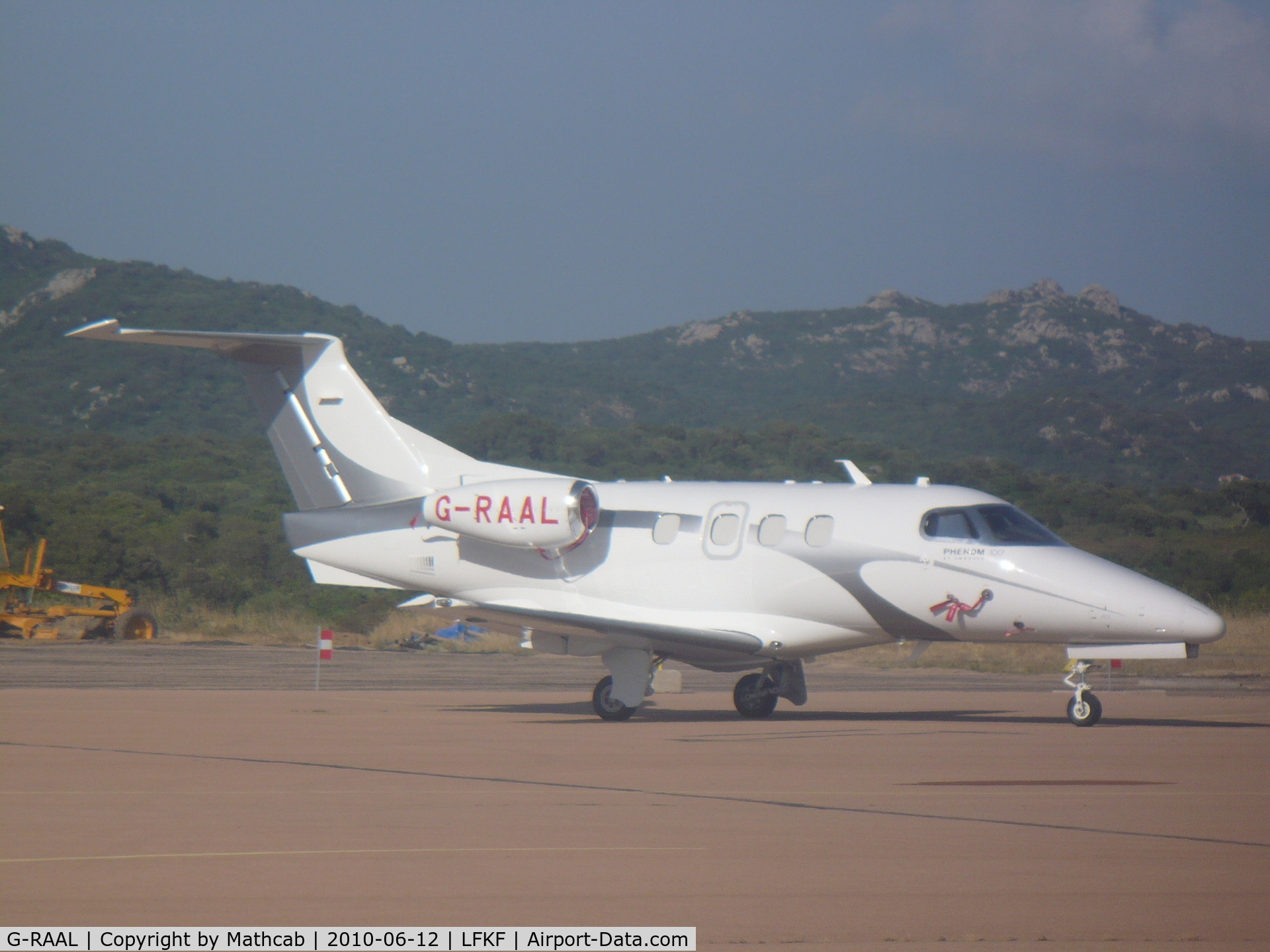 G-RAAL, 2010 Embraer EMB-500 Phenom 100 C/N 50000151, Embraer 500 Phenom 100