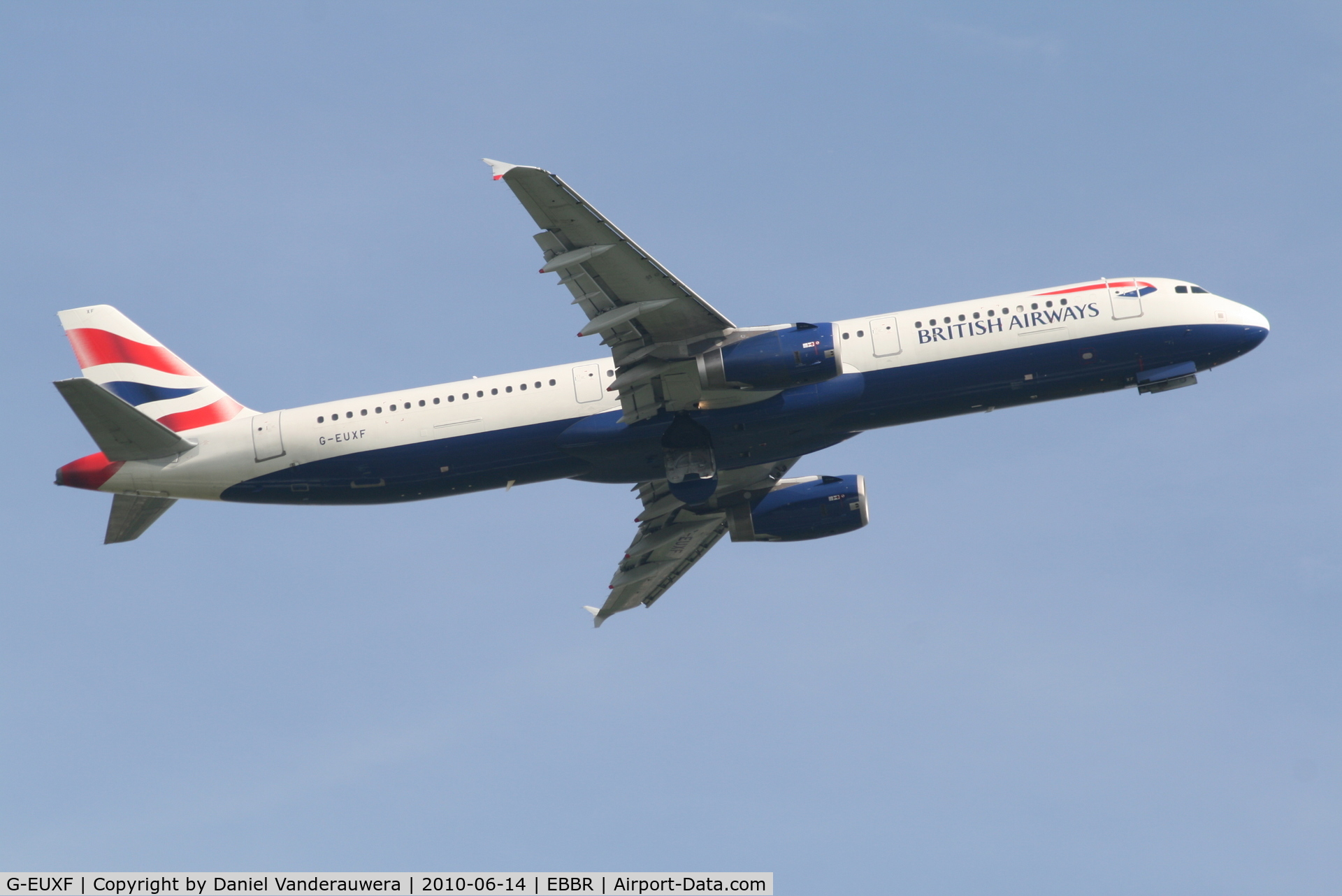 G-EUXF, 2004 Airbus A321-231 C/N 2324, Flight BA391 is taking off from RWY 07R