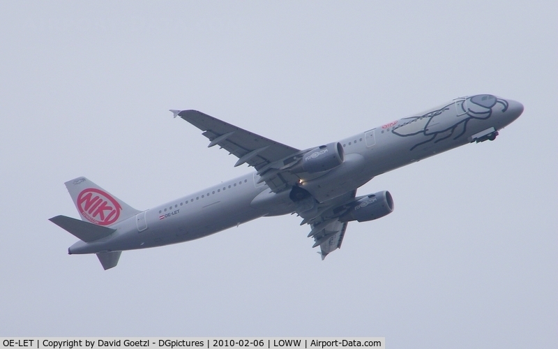 OE-LET, 2009 Airbus A321-211 C/N 3830, Taking off to any sunny destination.