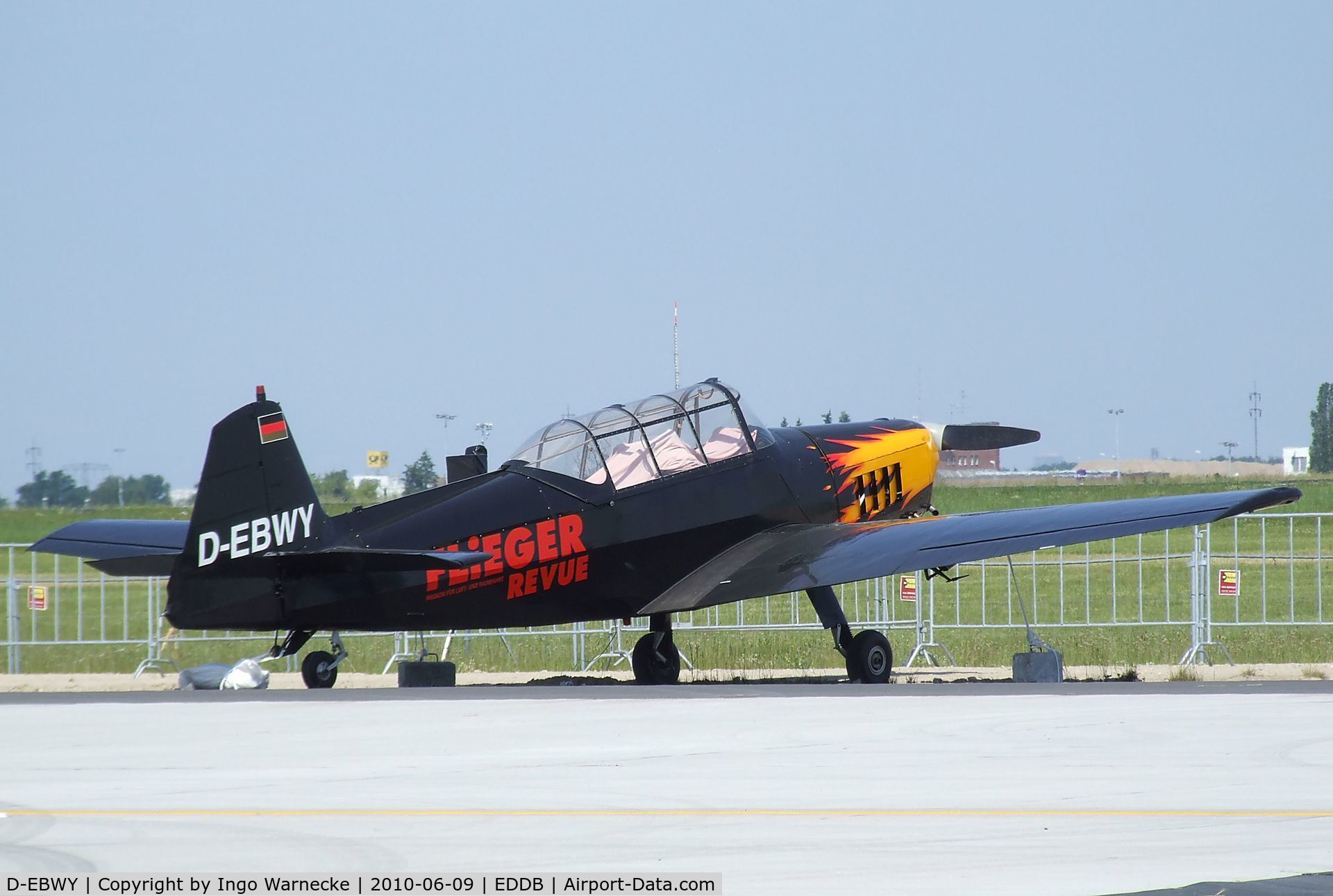 D-EBWY, Zlin Z-226T Trener 6 C/N 870, Zlin Z-226T at ILA 2010, Berlin