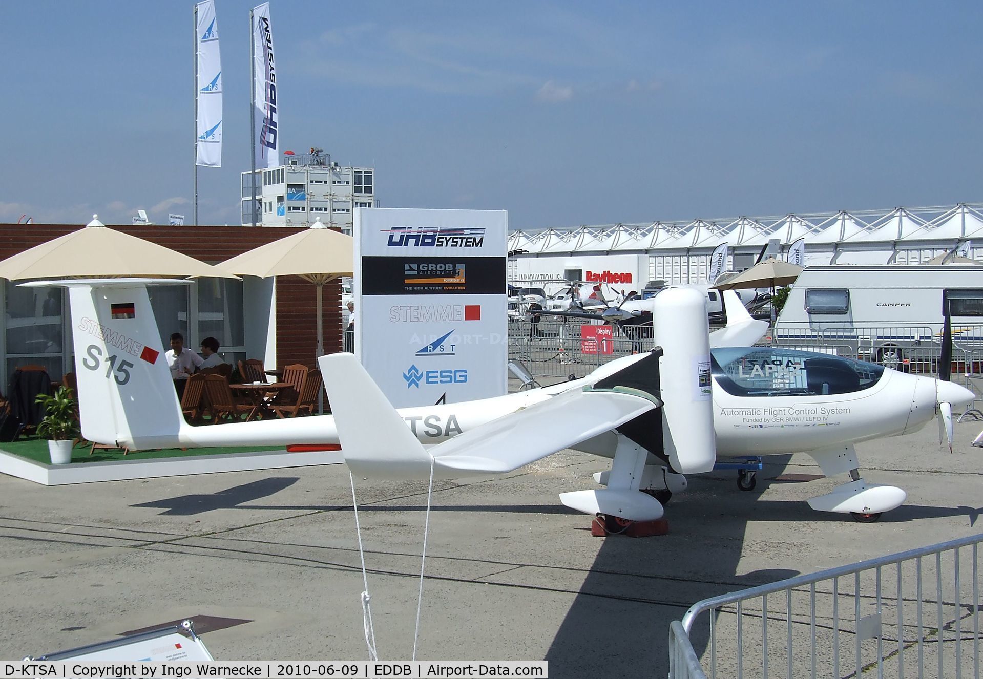 D-KTSA, Stemme S-6 C/N 001, Stemme S-15 (converted from prototype S-6) at ILA 2010, Berlin