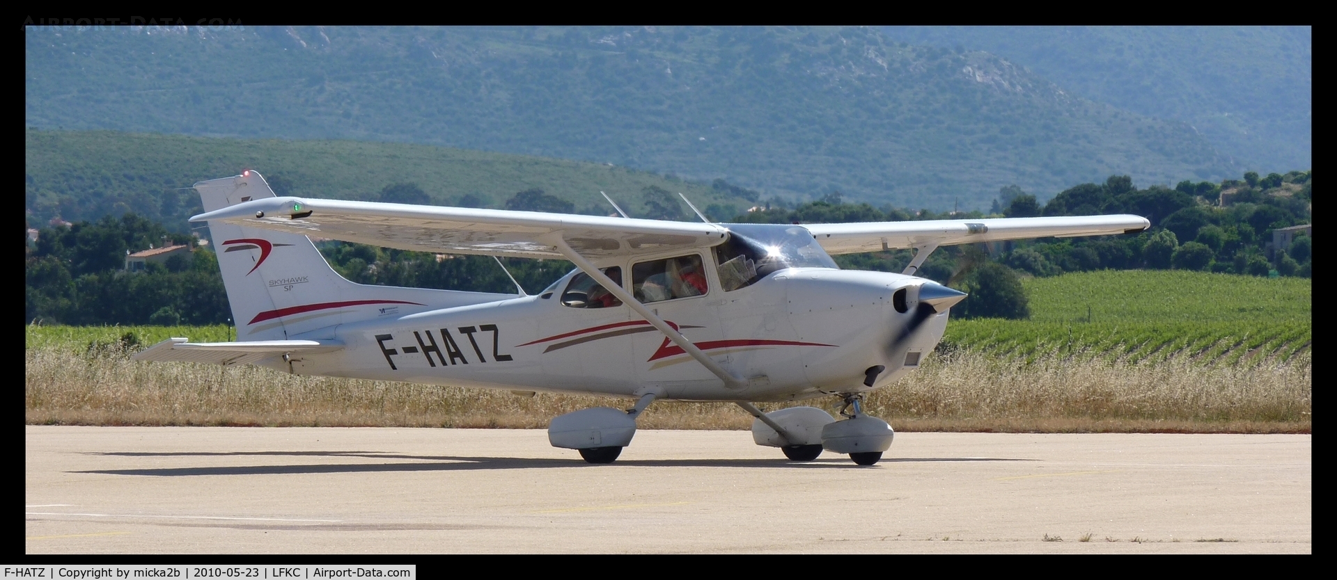 F-HATZ, Cessna 172S Skyhawk SP C/N 172S10930, Arrival.