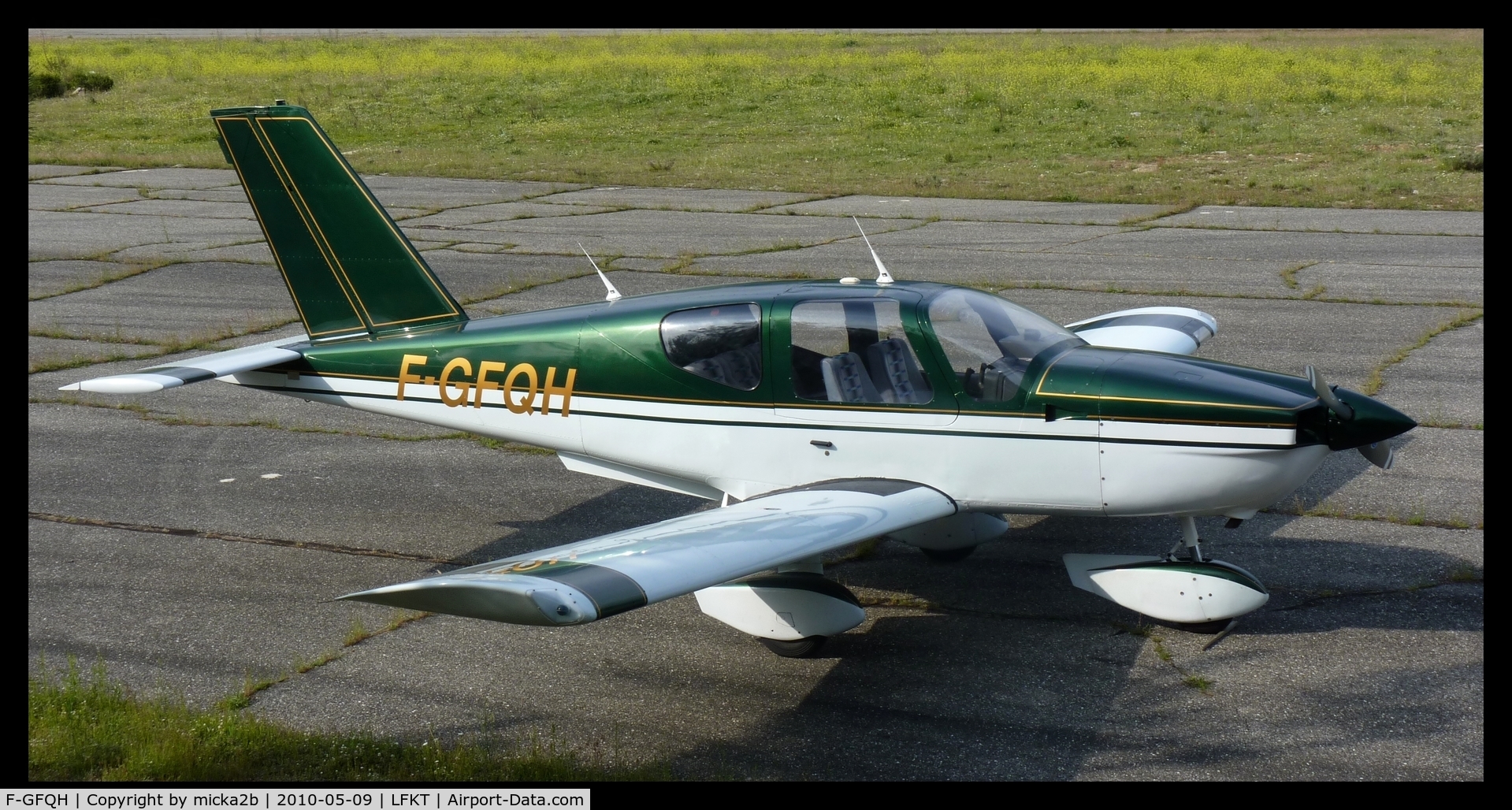 F-GFQH, , Parked.