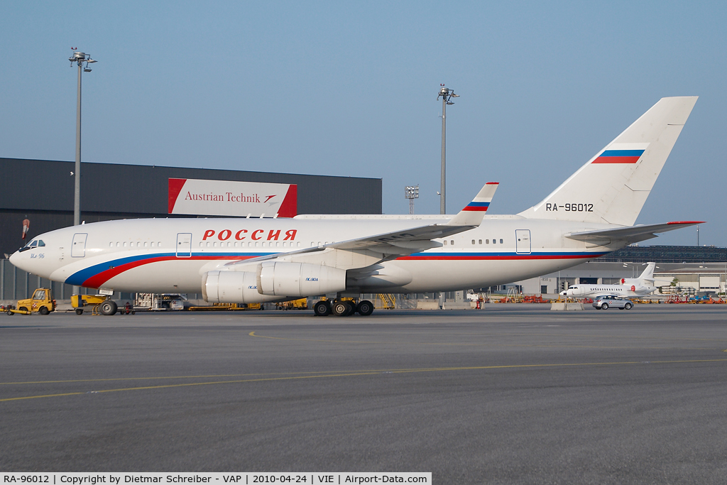 RA-96012, 1994 Ilyushin Il-96-300 C/N 74393201009, Rossija Iljuschin 96