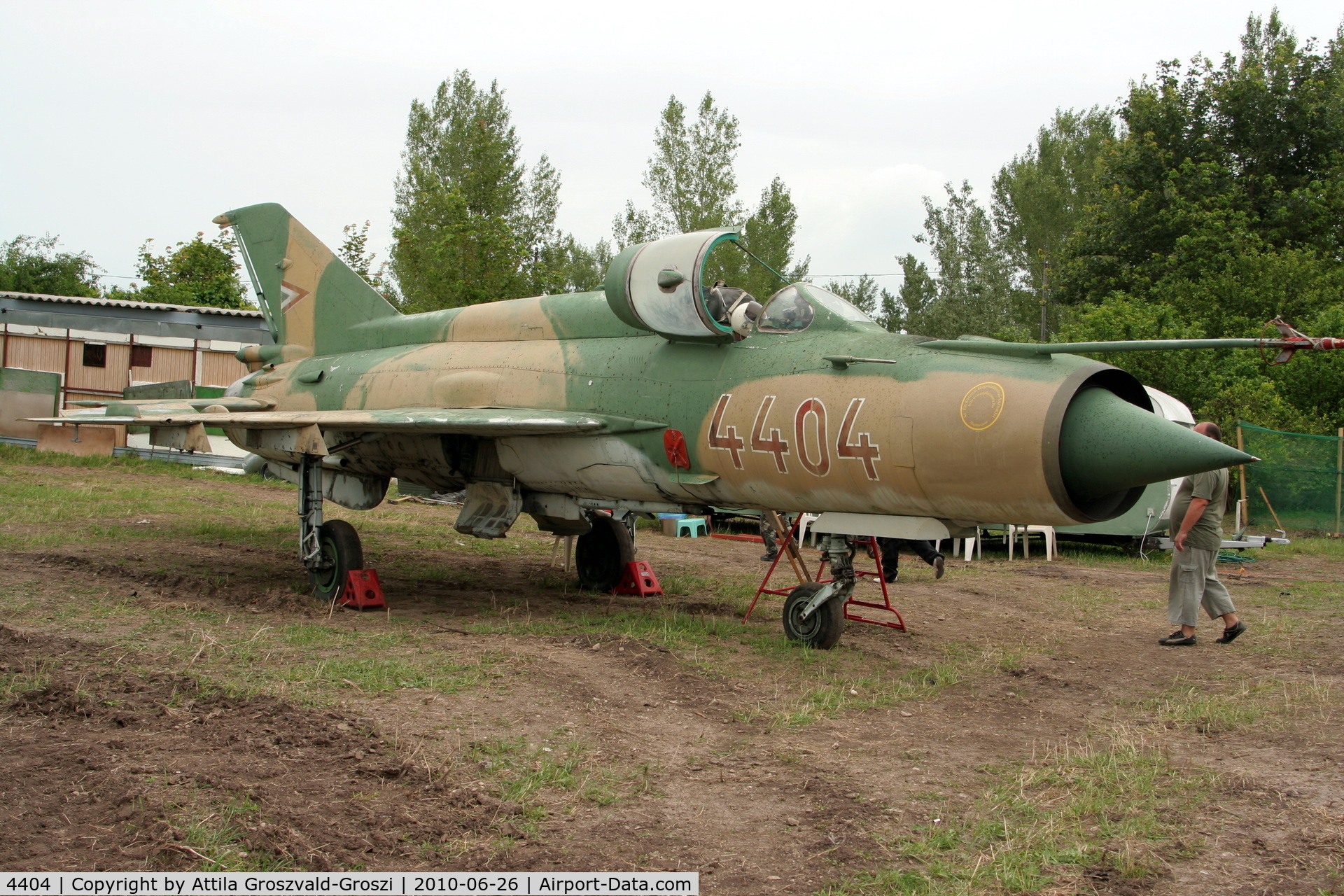 4404, 1971 Mikoyan-Gurevich MiG-21MF C/N 964404, On a temporary exhibition place, in Balatonfüred city border.