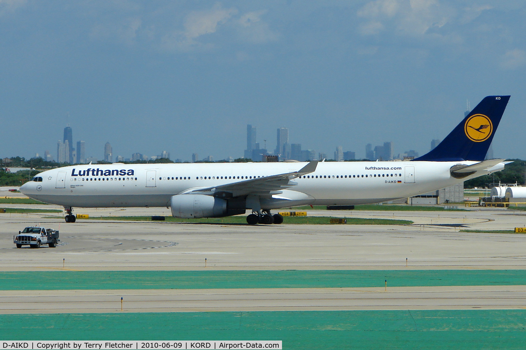 D-AIKD, 2004 Airbus A330-343X C/N 629, Airbus A330-343, c/n: 629 of Lufthansa at Chicago O'Hare