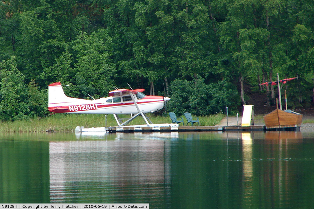 N9128H, 1977 Cessna A185F Skywagon 185 C/N 18503417, 1977 Cessna A185F, c/n: 18503417 on Soldotna Longmere Lake