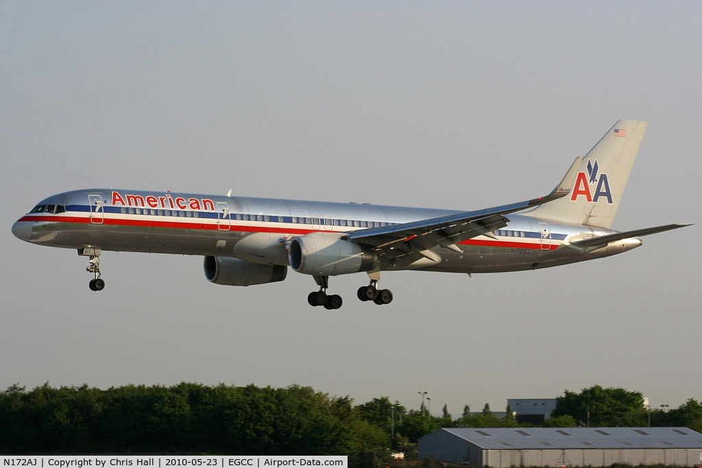 N172AJ, 2002 Boeing 757-223 C/N 32400, American Airlines