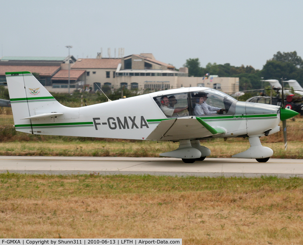 F-GMXA, Robin DR-400-140B Major C/N 2211, Used as a first flight on the morning during LFTH Open Day 2010...