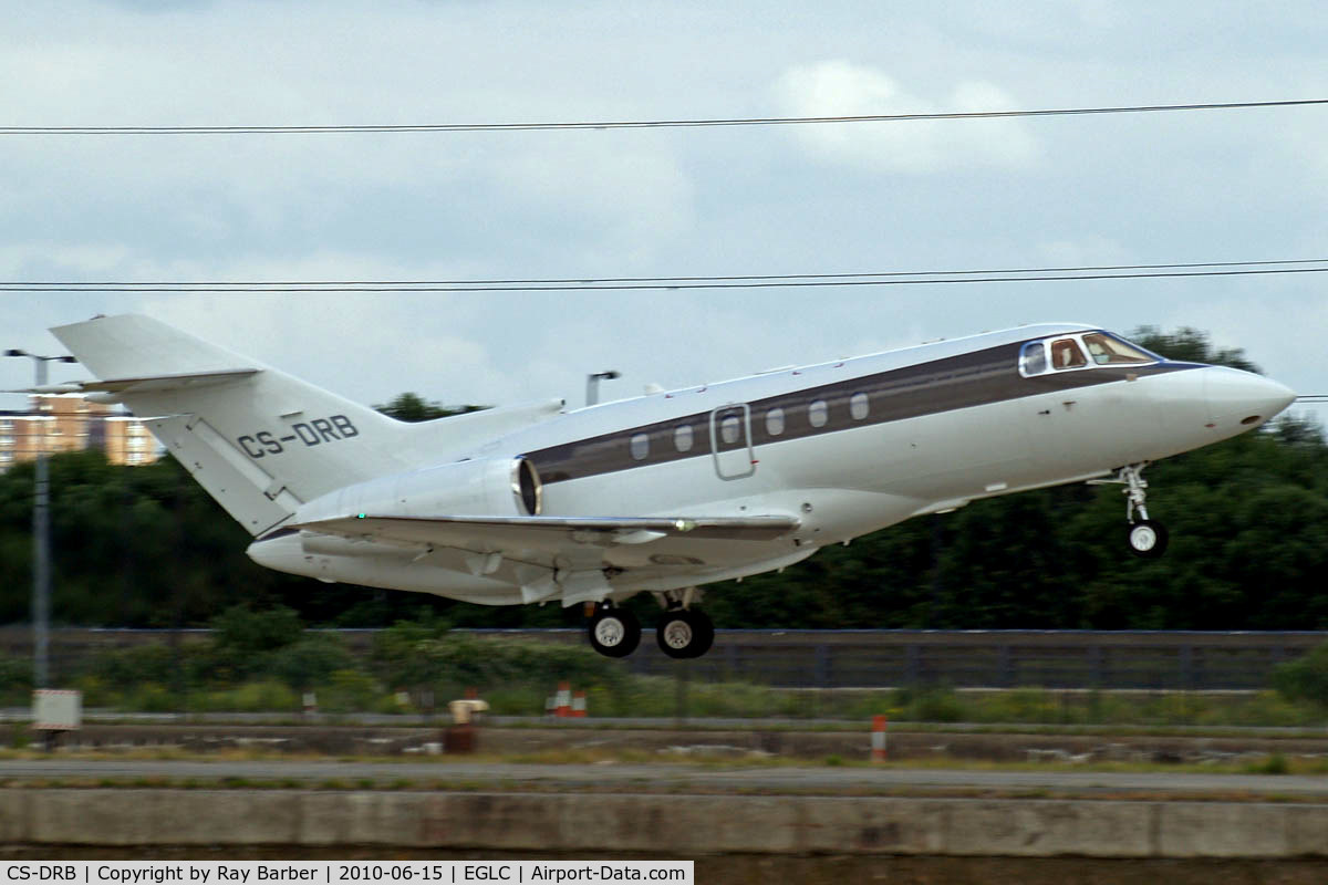 CS-DRB, 2004 Raytheon Hawker 800XP C/N 258690, Hawker-Siddeley 125/800XP [258690] London City~G 15/06/2010. Seen departing.
