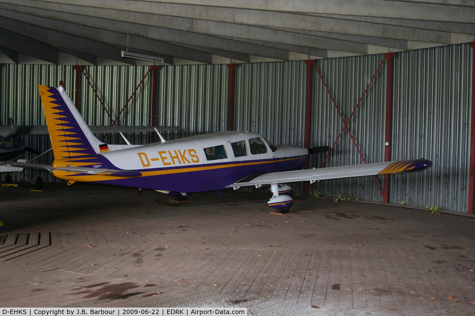 D-EHKS, Piper PA-32-300 Cherokee Six C/N 32-7240038, Piper  PA32