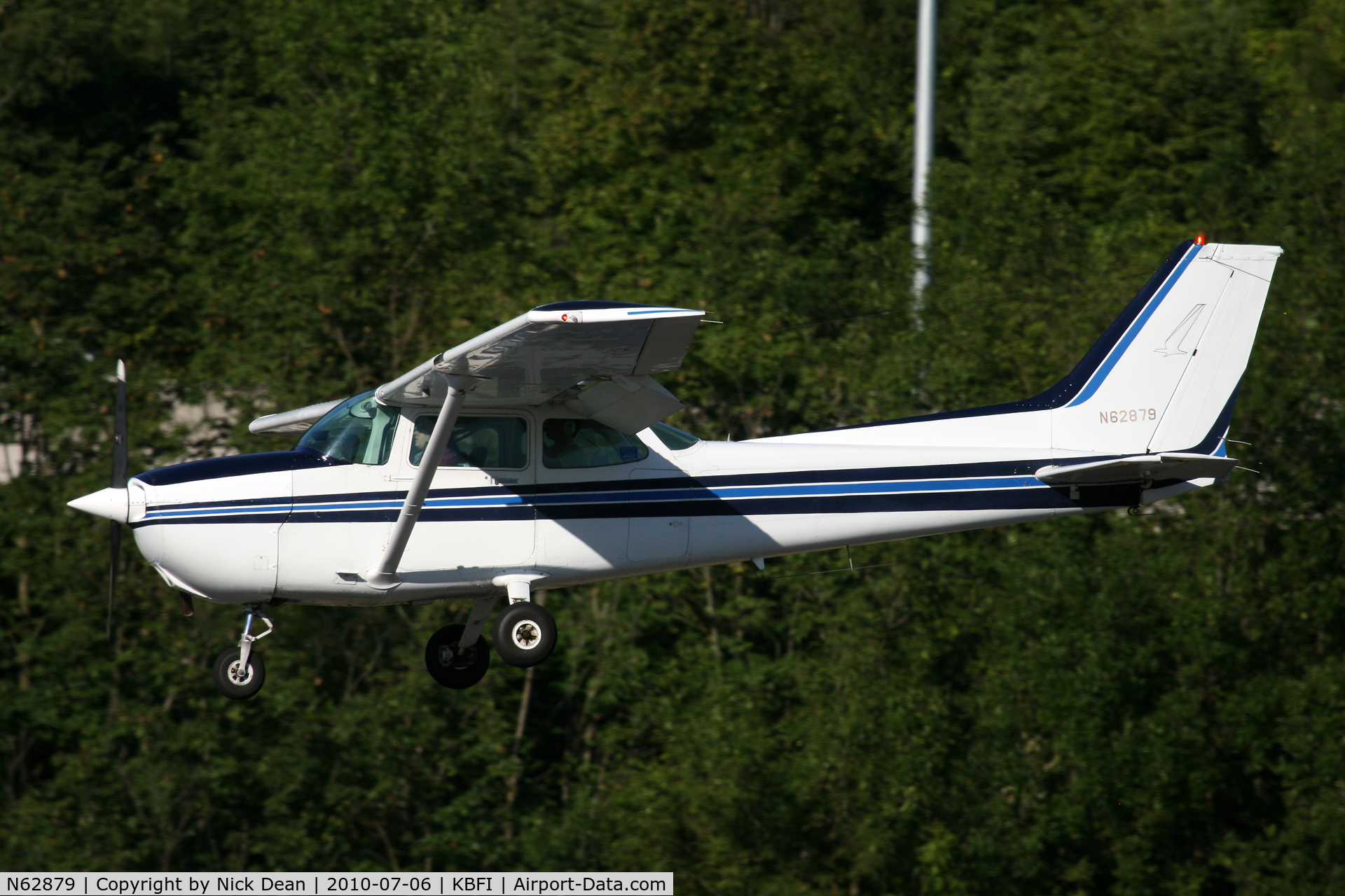 N62879, 1981 Cessna 172P C/N 17275349, KBFI