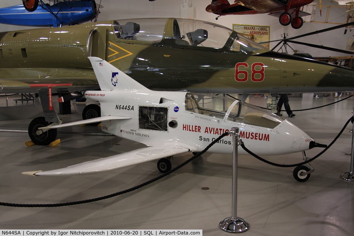 N644SA, Bede BD-5B C/N 1 (N644SA), On display in Hiller Aviation Museum.