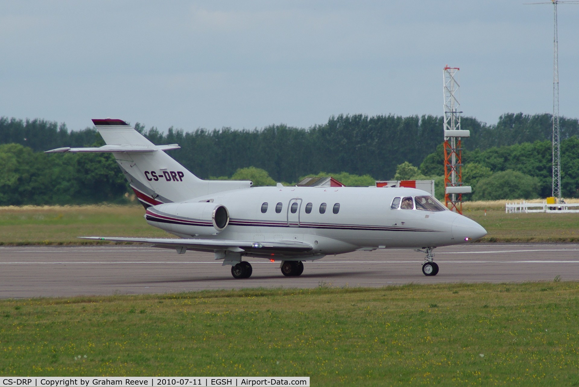 CS-DRP, 2006 Raytheon Hawker 800XP C/N 258779, Turning to line up for take off.