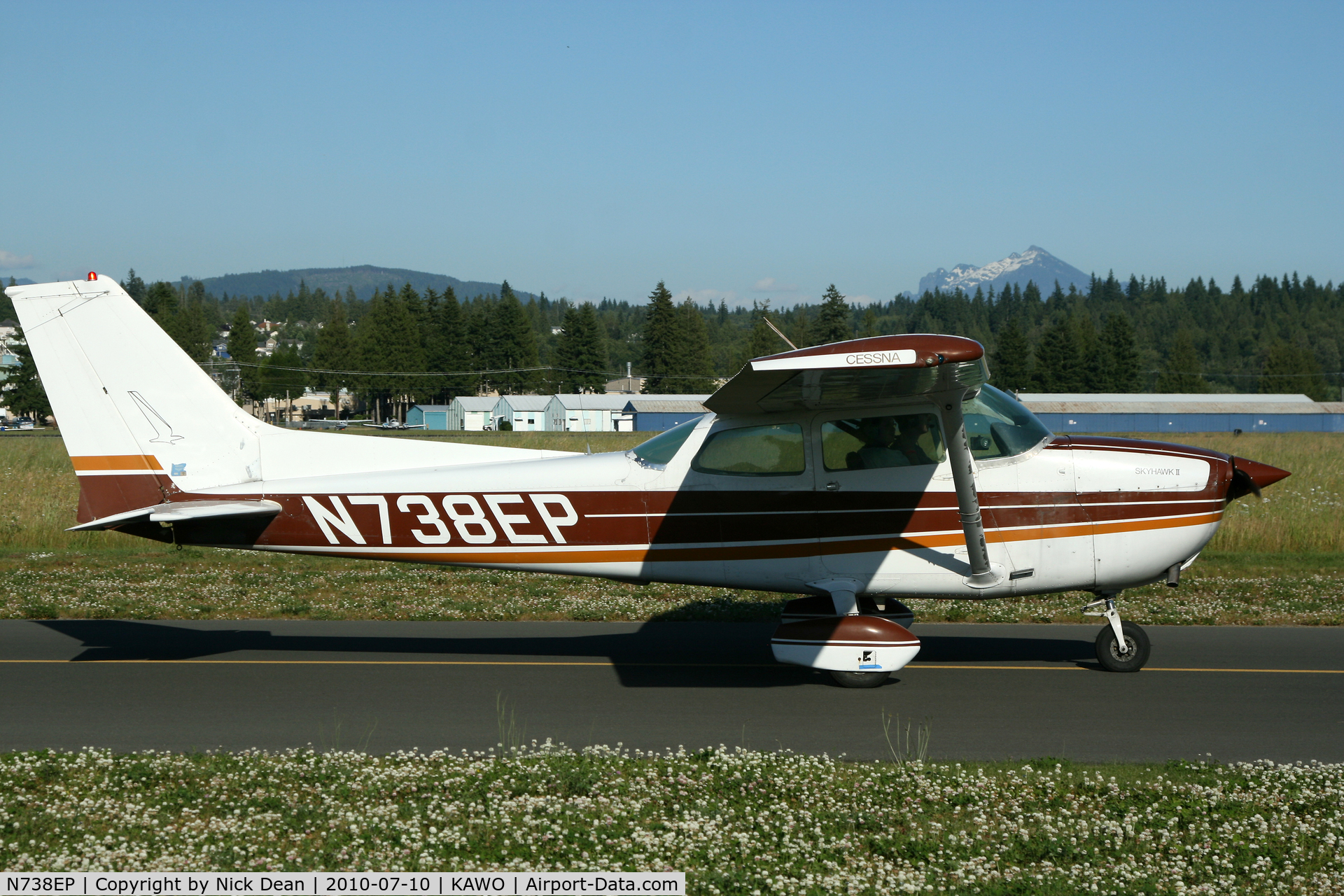N738EP, 1977 Cessna 172N C/N 17269922, KAWO