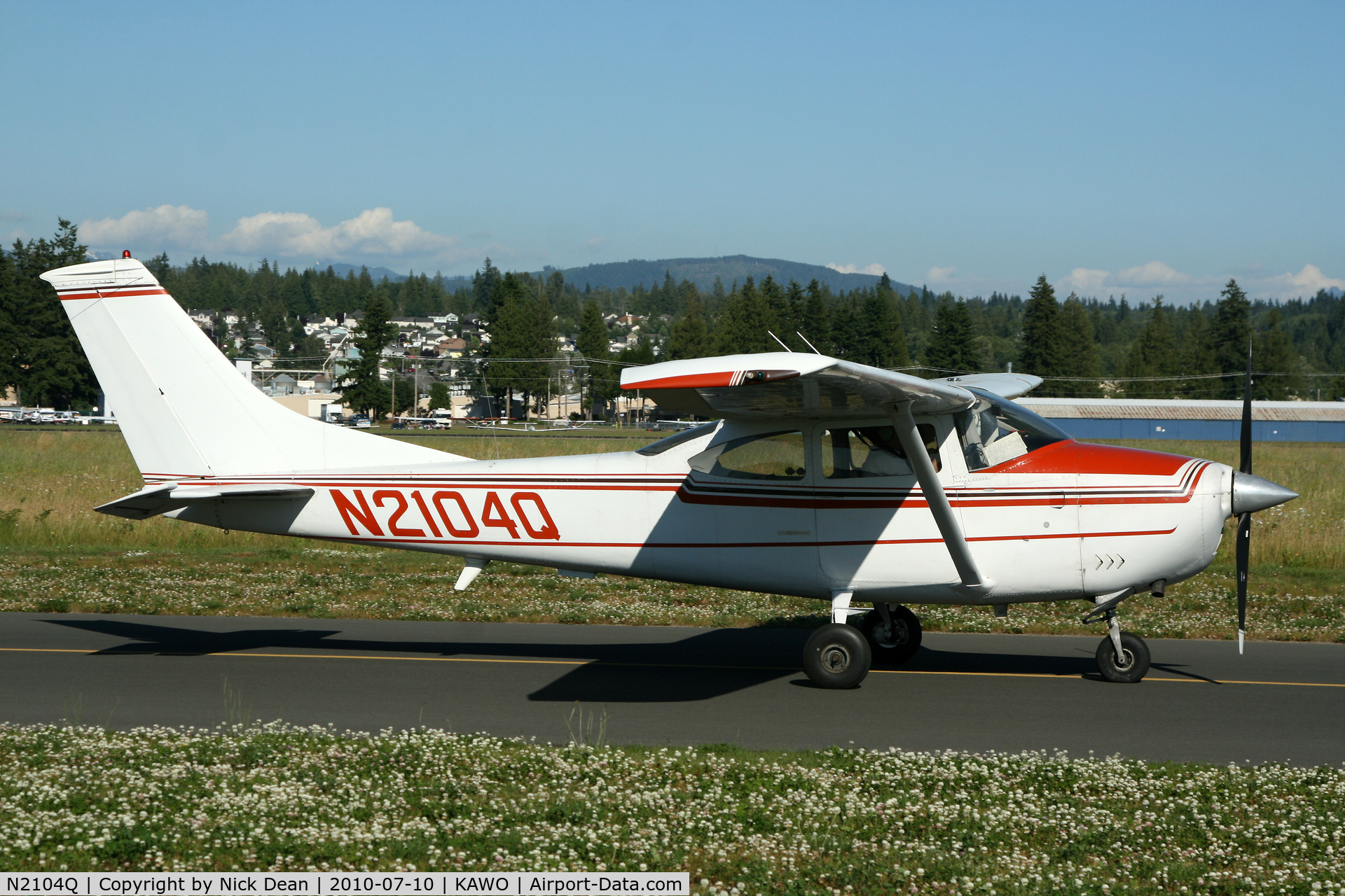 N2104Q, 1966 Cessna 182K Skylane C/N 18257860, KAWO