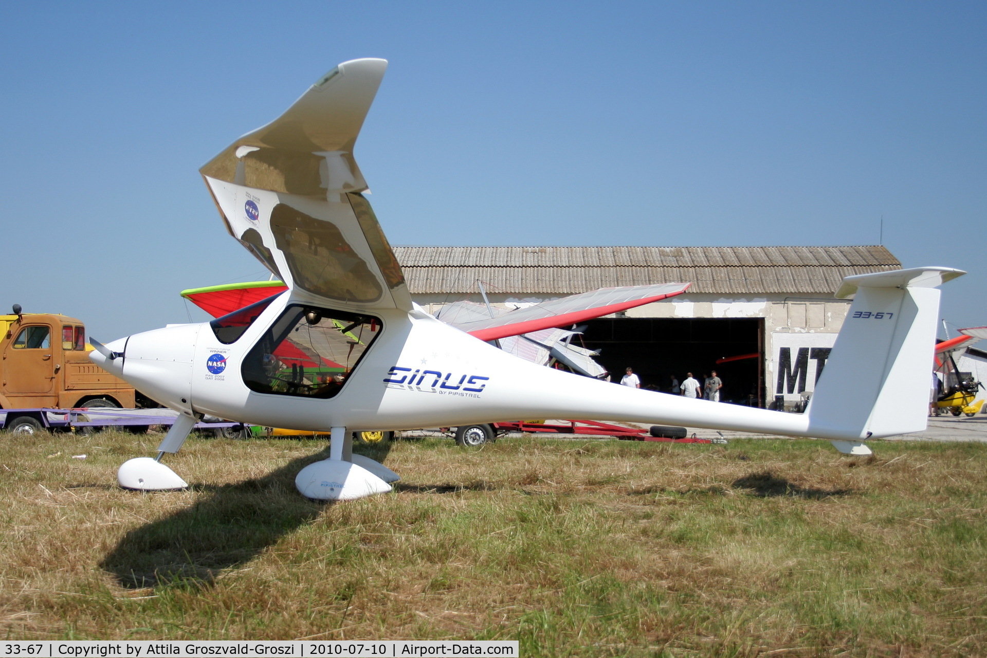 33-67, 2009 Pipistrel Sinus 912 C/N 323SN912, Balatonfökajár UL Airfield, Hungary