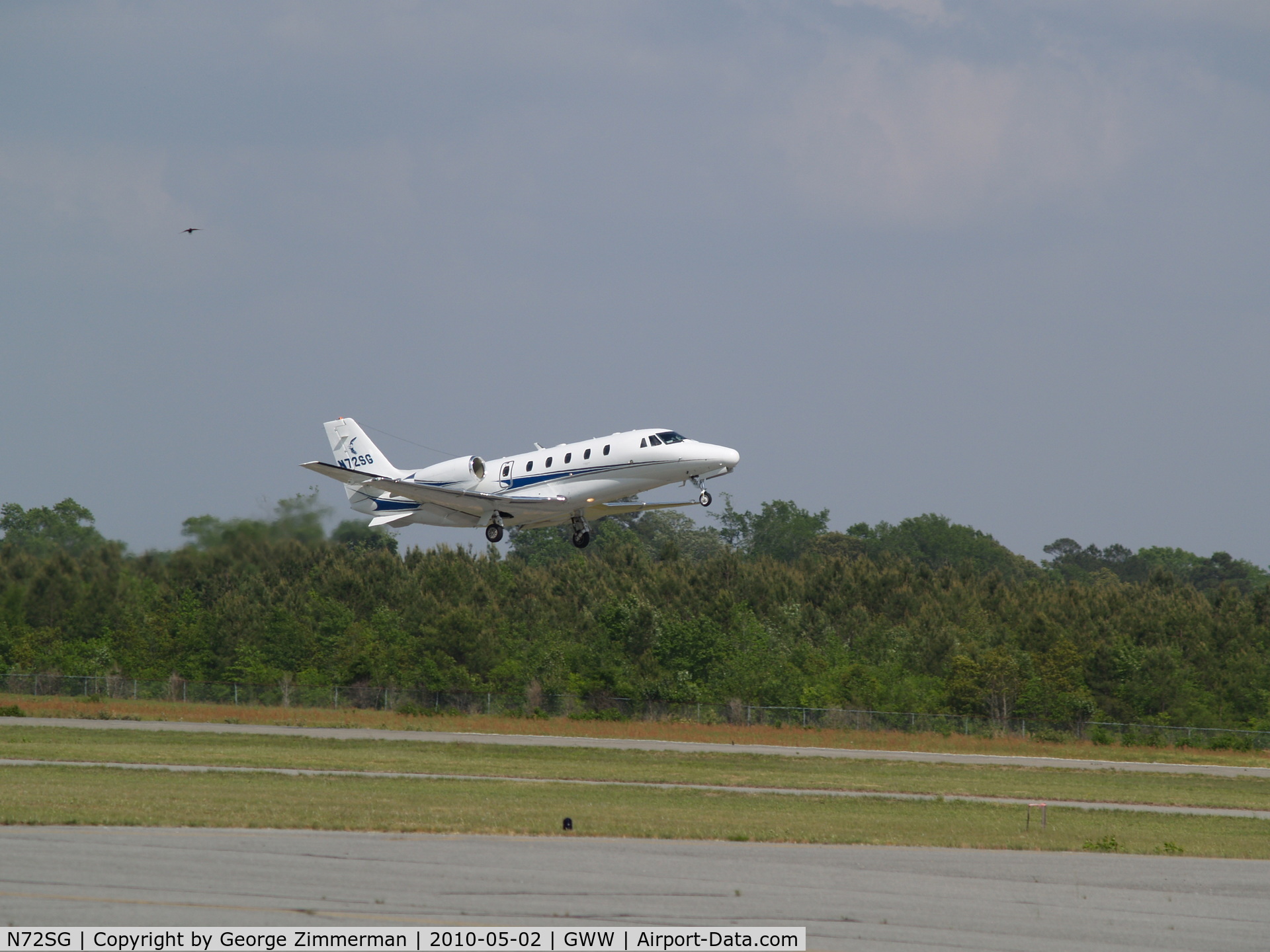 N72SG, 2004 Cessna 560XL C/N 560-5508, Departure
