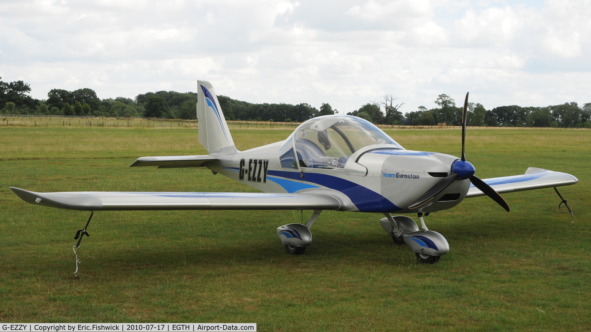 G-EZZY, 2007 Aerotechnik EV-97 Eurostar C/N PFA 315-14533, G-EZZY at Shuttleworth Mid Summer Air Display July 2010