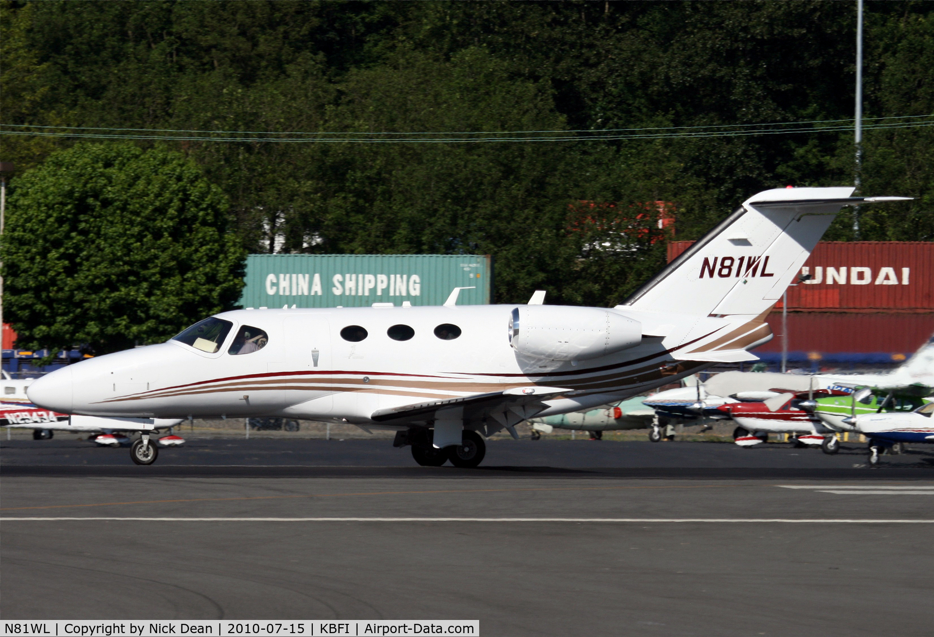 N81WL, Cessna 510 Citation Mustang C/N 510-0165, KBFI