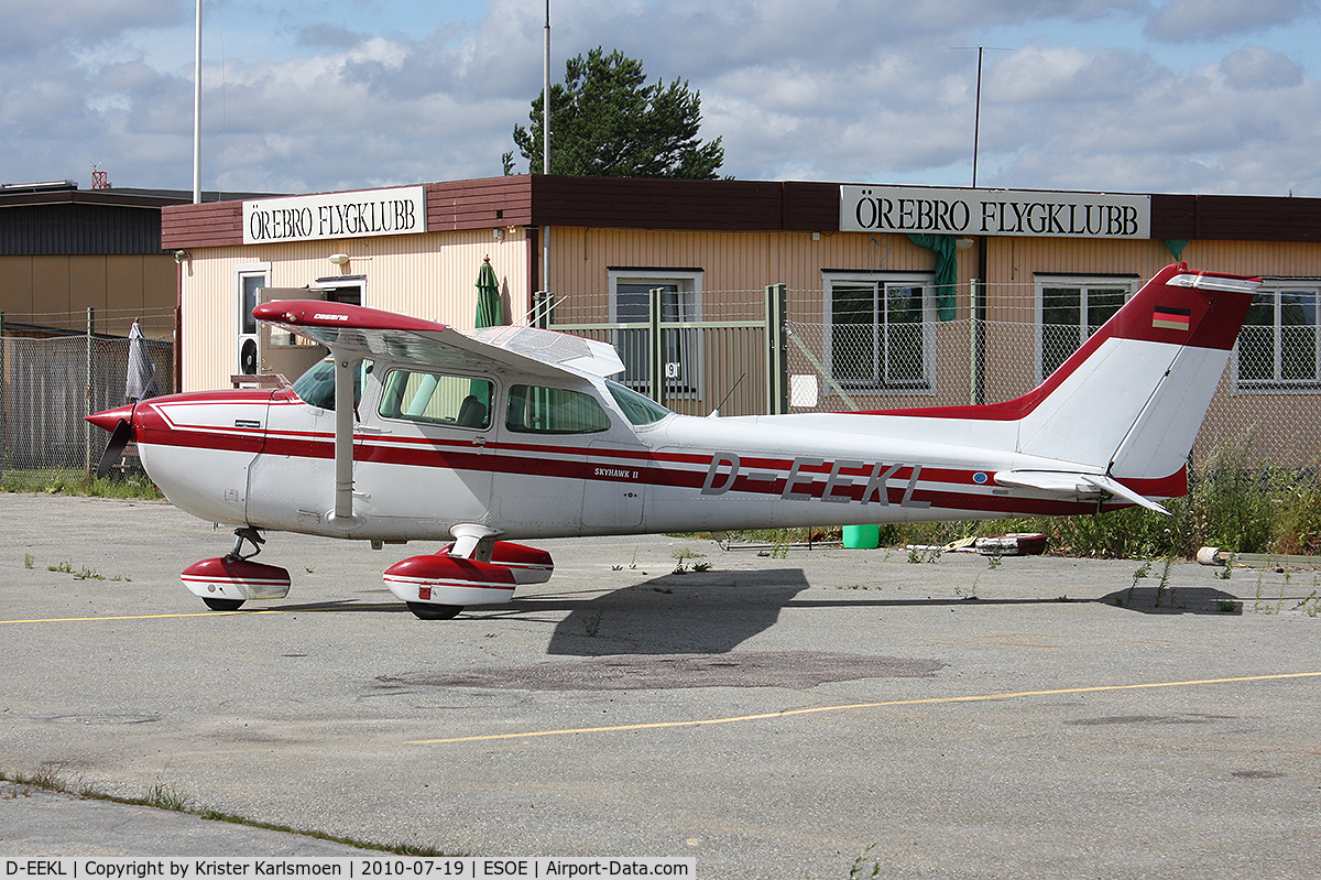 D-EEKL, Cessna 172P C/N 17274303, Nice visitor!