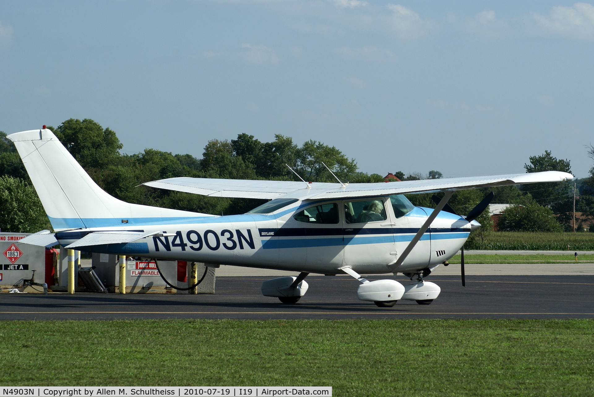 N4903N, 1979 Cessna 182Q Skylane C/N 18267447, 1979 Cessna 182Q