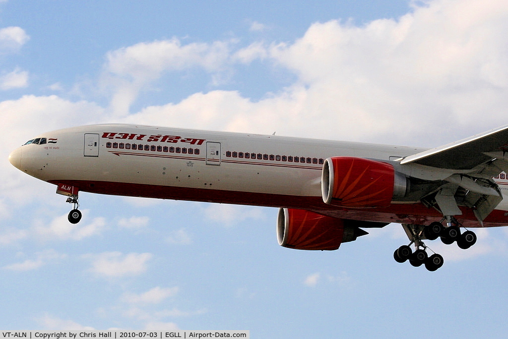 VT-ALN, 2008 Boeing 777-337/ER C/N 36312, Air India