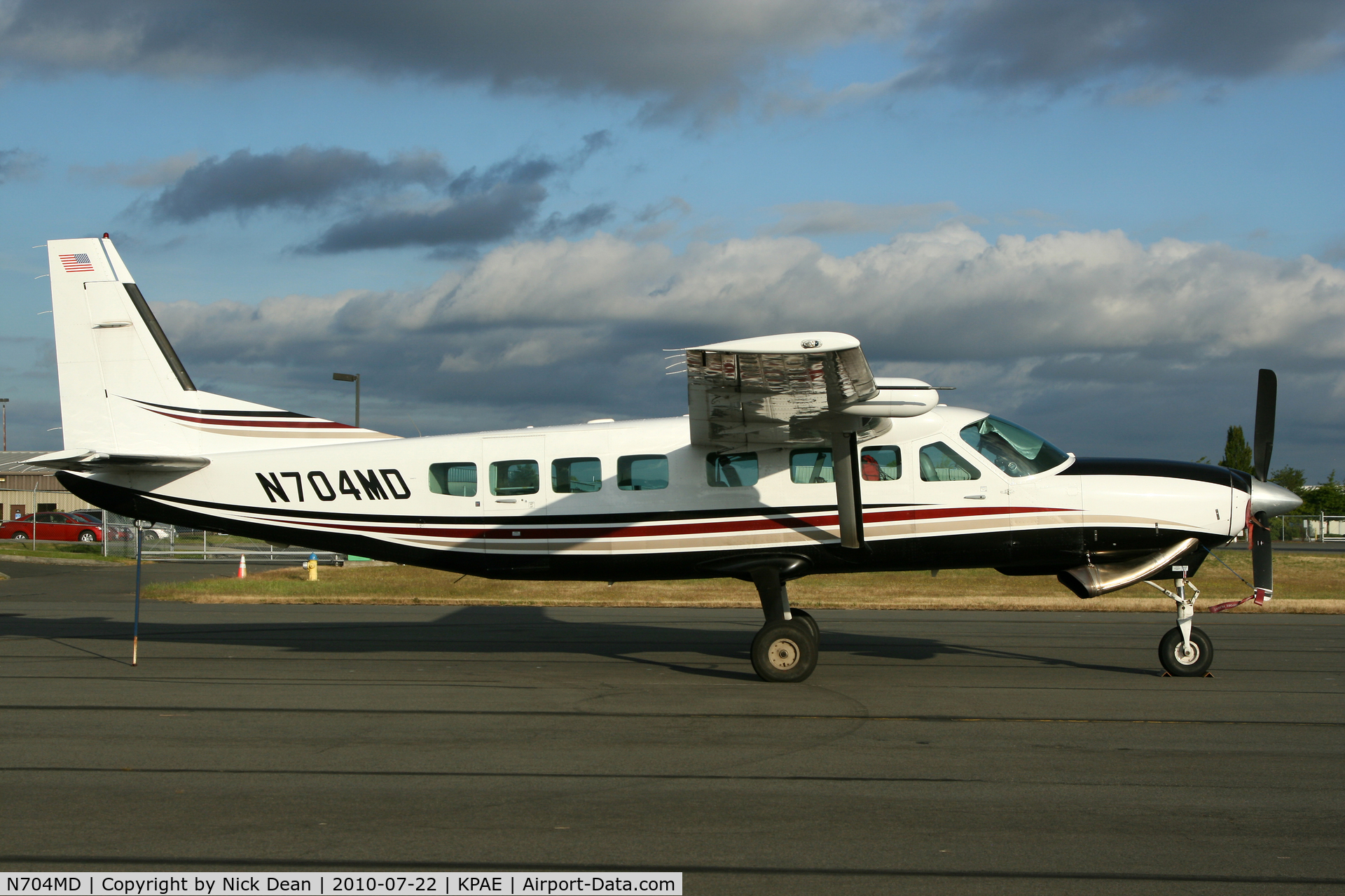 N704MD, 2004 Cessna 208B C/N 208B1076, KPAE