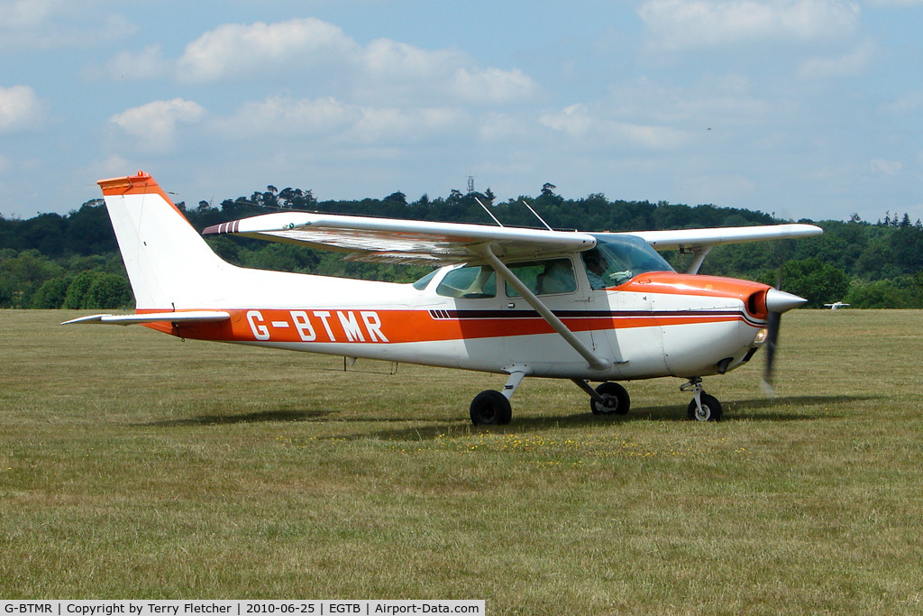 G-BTMR, 1975 Cessna 172M C/N 172-64985, 1975 Cessna CESSNA 172M, c/n: 172-64985 visitor to AeroExpo 2010