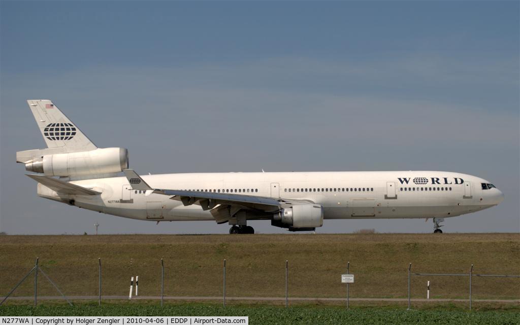 N277WA, 1995 McDonnell Douglas MD-11 C/N 48743, On the way to rwy 26R.