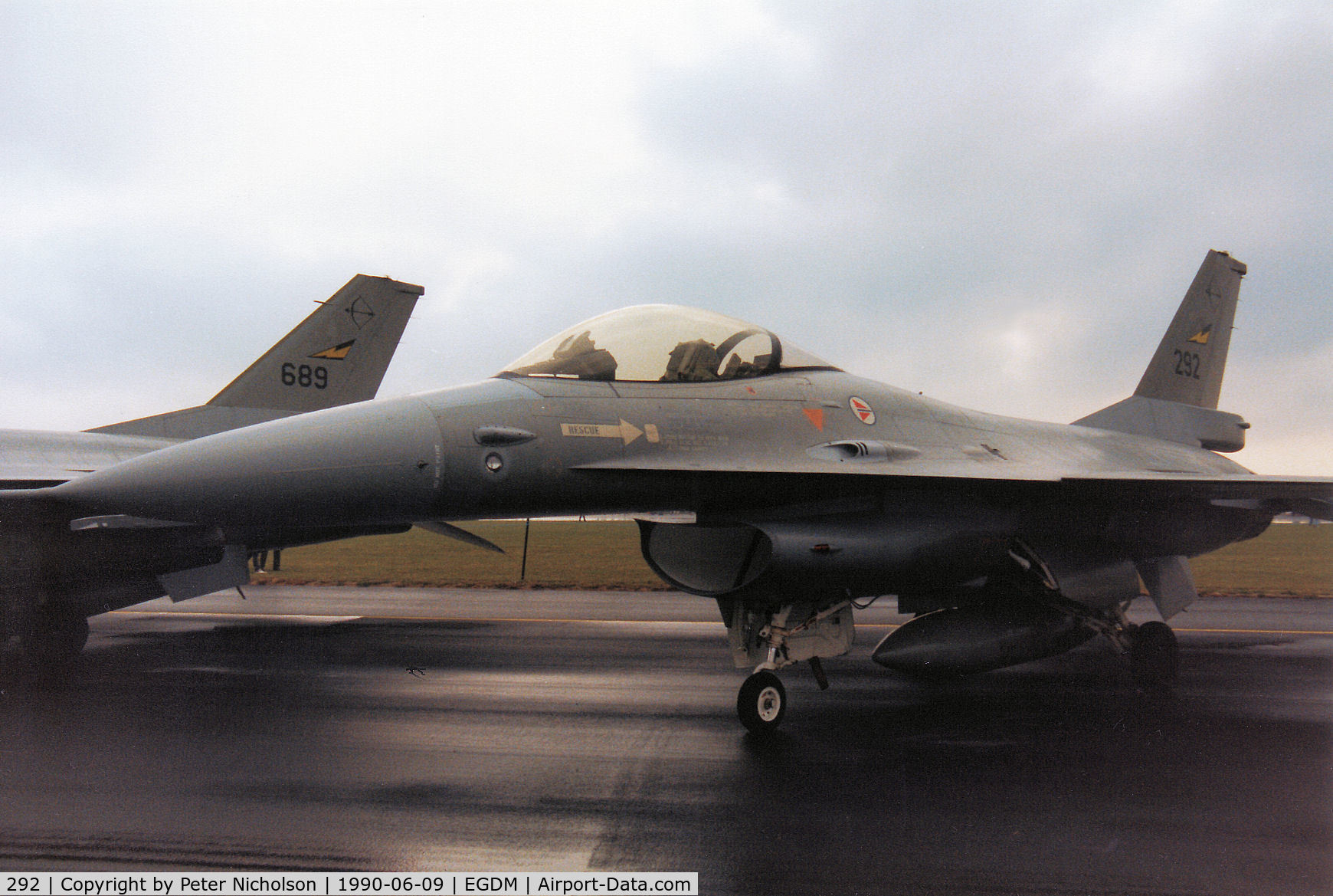 292, Fokker F-16AM Fighting Falcon C/N 6K-21, F-16A Falcon, callsign Norwegian 5086, of 338 Skv Royal Norwegian Air Force on display at the 1990 Boscombe Down Battle of Britain 50th Anniversary Airshow.