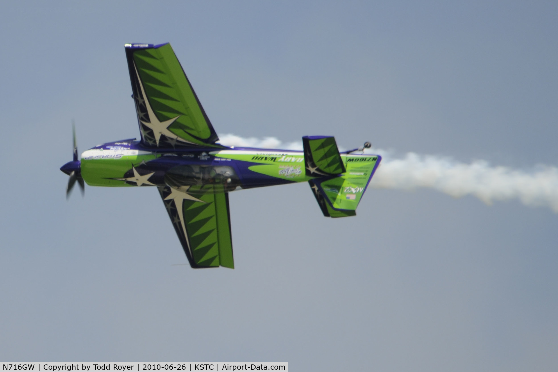 N716GW, 2006 MX Aircraft MX2 C/N 4, performing at the 2010 Great Minnesota Air Show