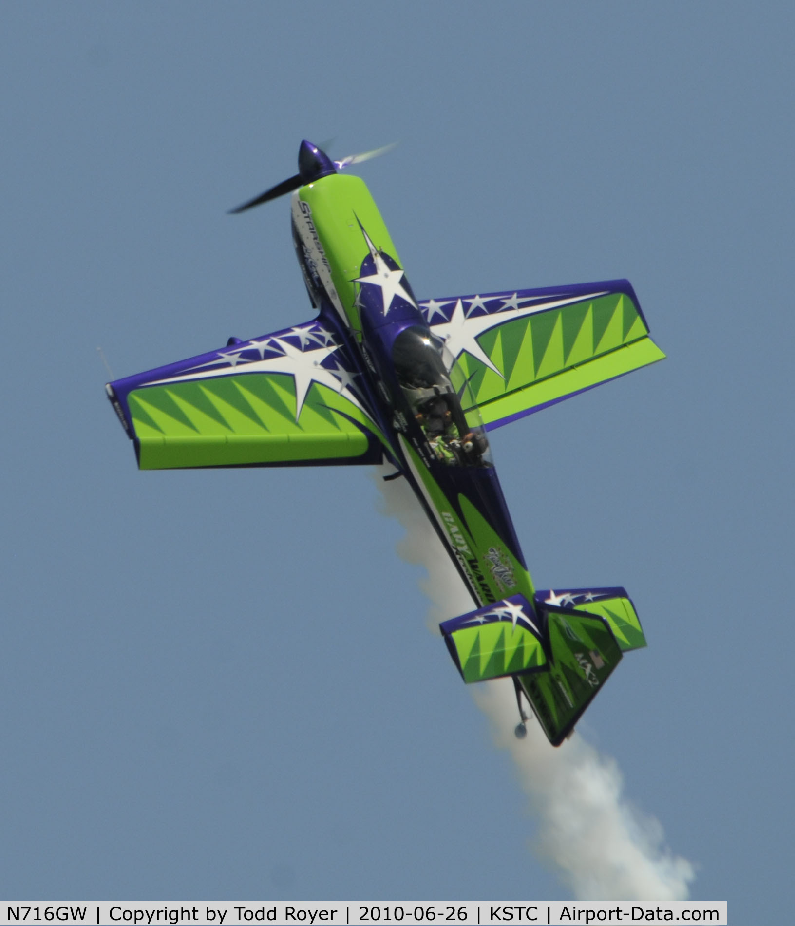 N716GW, 2006 MX Aircraft MX2 C/N 4, performing at the Great Minnesota Air Show