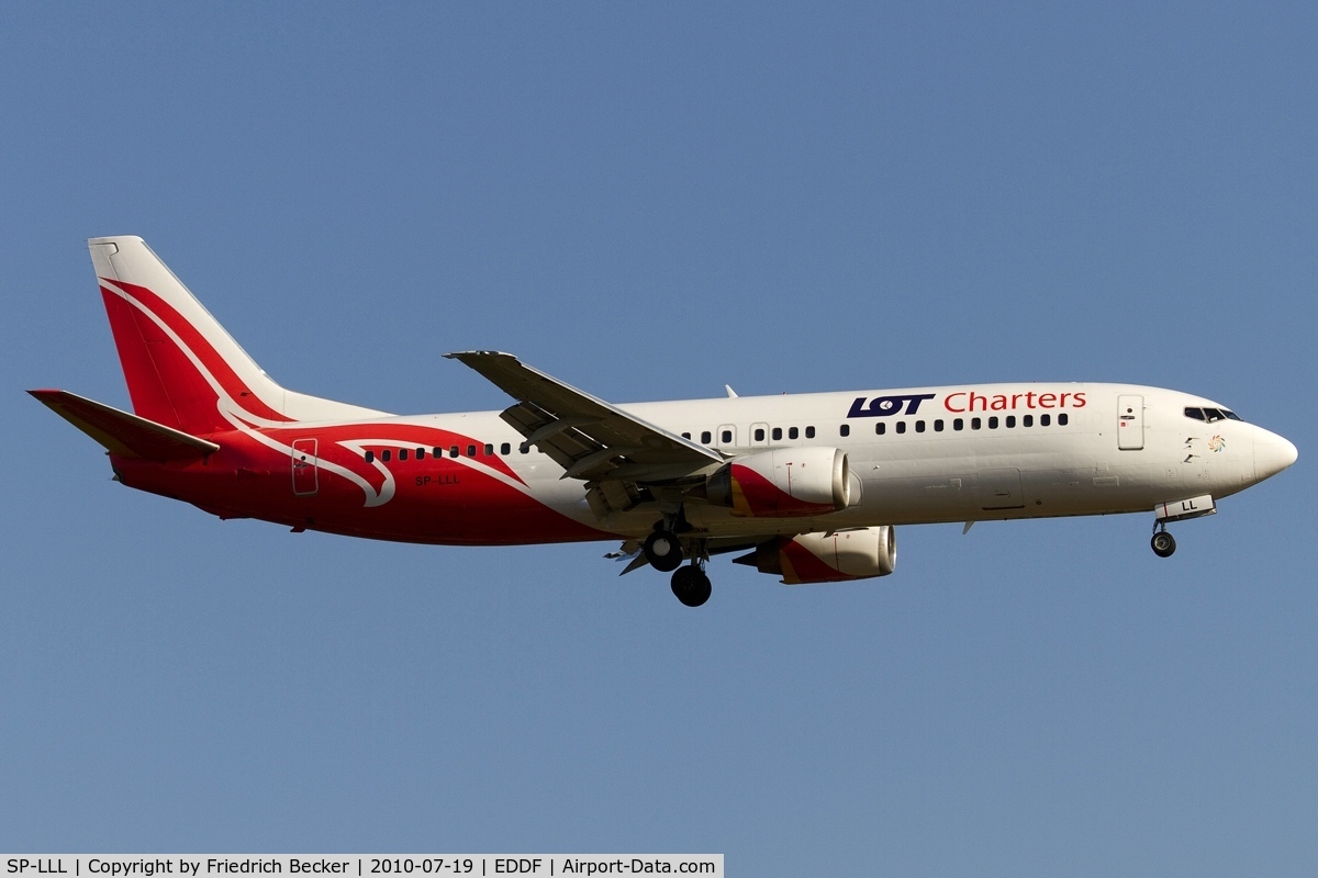 SP-LLL, 1993 Boeing 737-4Q8 C/N 25164, on final RW07R