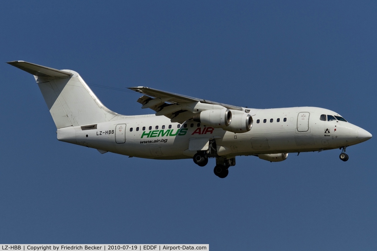 LZ-HBB, 1987 British Aerospace BAe.146-200A C/N E2073, on final RW07R