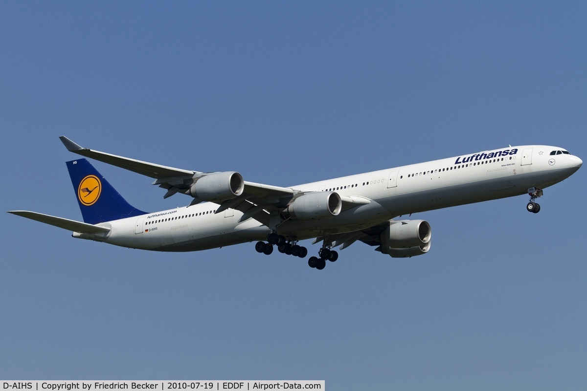 D-AIHS, 2007 Airbus A340-642 C/N 812, on final RW07R