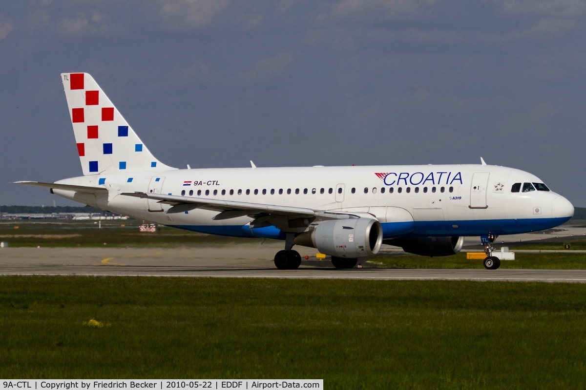 9A-CTL, 2000 Airbus A319-112 C/N 1252, departing via RW18W