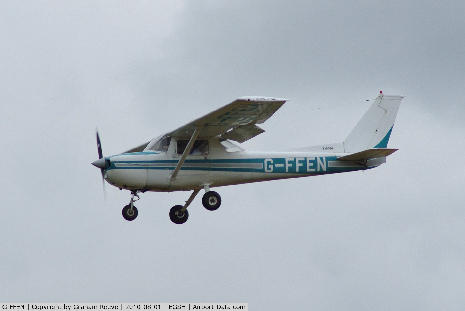 G-FFEN, 1975 Reims F150M C/N 1204, Landing at Norwich.