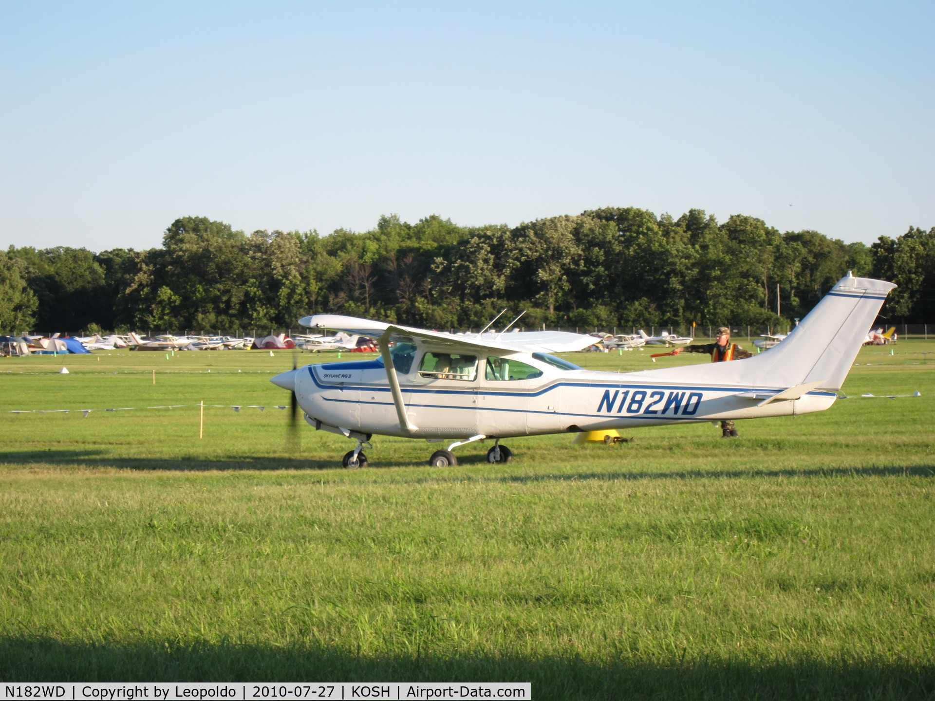 N182WD, 1979 Cessna TR182 Turbo Skylane RG C/N R18200848, oshkosh,wi
EAA Airventure 2010