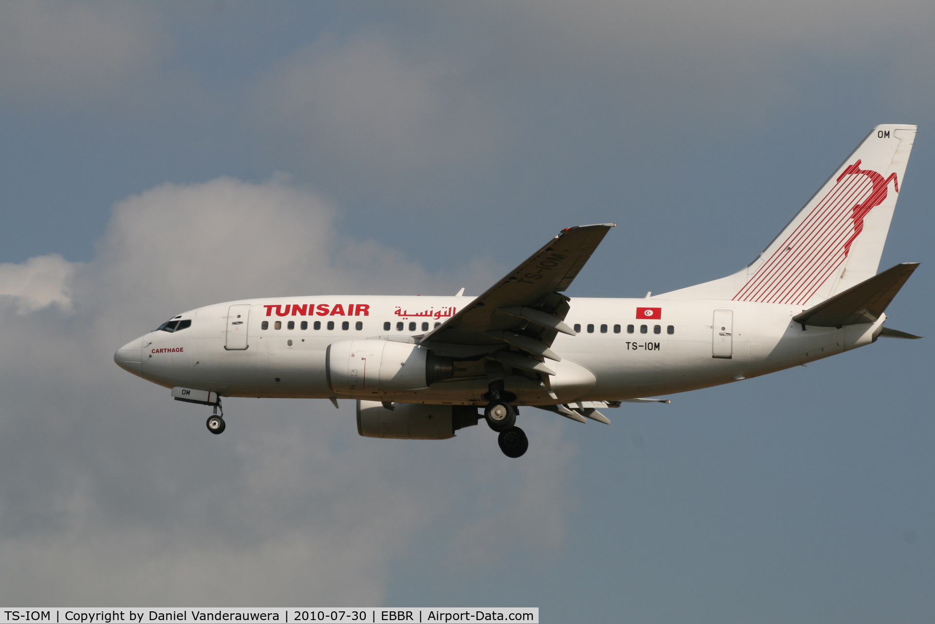TS-IOM, 1999 Boeing 737-6H3 C/N 29498, Arrival of flight TU8430 to RWY 25L
