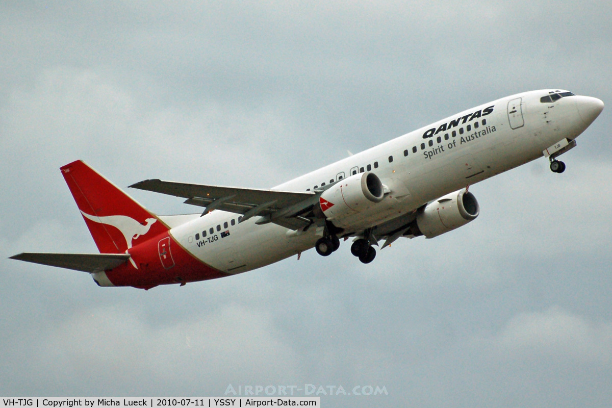 VH-TJG, 1990 Boeing 737-476 C/N 24432, At Sydney