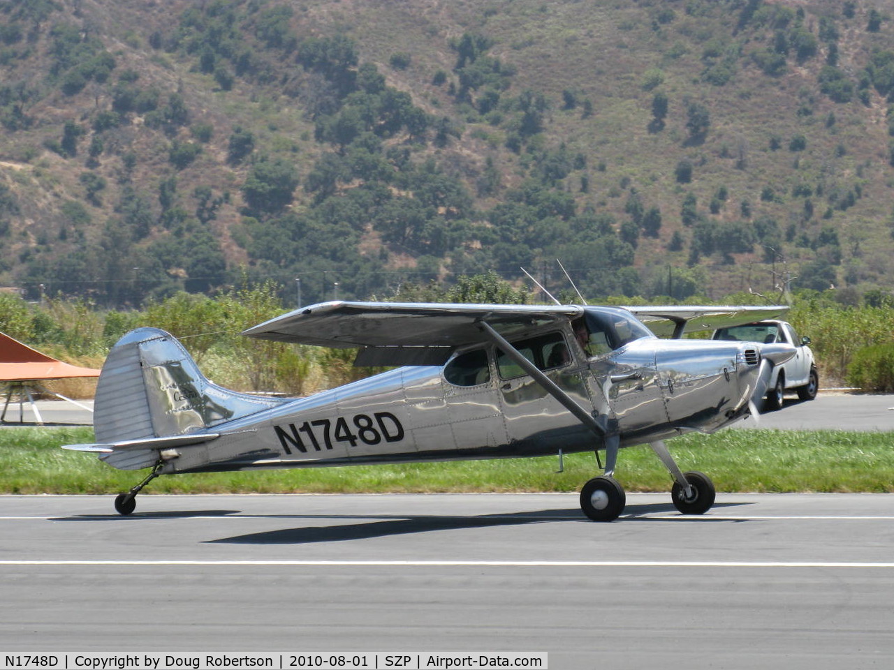 N1748D, 1951 Cessna 170A C/N 20191, 1951 Cessna 170A, Continental C145 145 Hp, landing roll Rwy 22