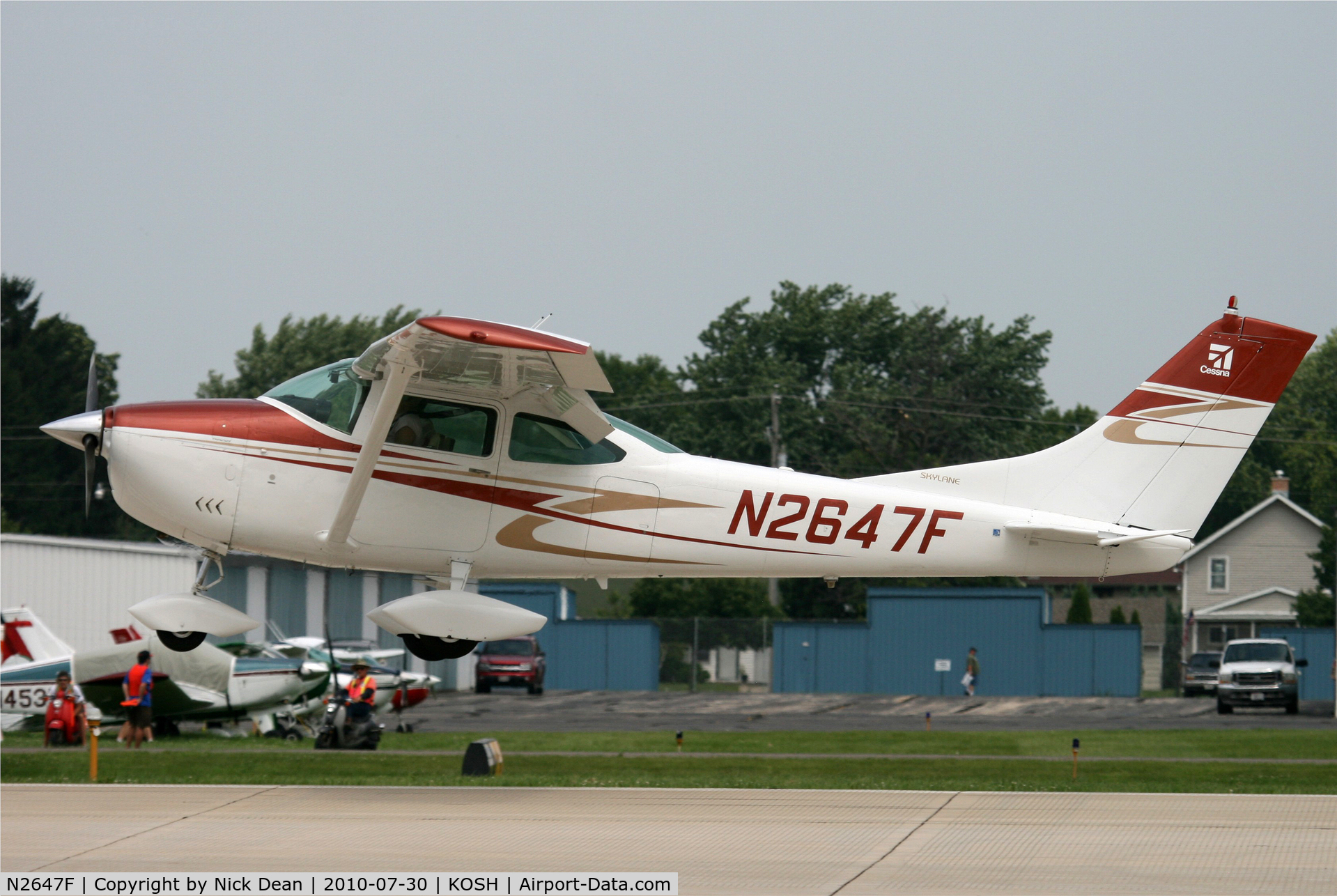 N2647F, 1965 Cessna 182J Skylane C/N 18256747, KOSH